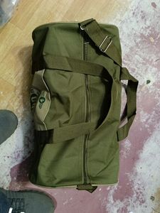 Brand New Easybuy Duffel/Gym Bag 2 Colors Availabl