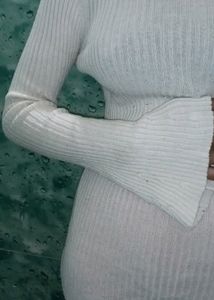 White Innerwere With Beautiful Aurangi Sleeves