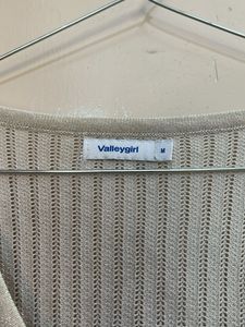 Valleygirl Rib Knit Twist Front Cropped Top