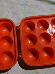 Egg Container