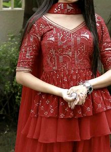Red sharara suit set🌻
