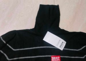 🆕🖤 BRAND NEW Striped Turtleneck Sweater🖤🆕