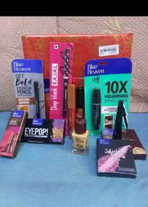 Blue Heaven Makeup Set
