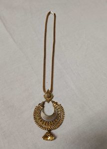 Gold Tone Indian Jewelry Set 💛