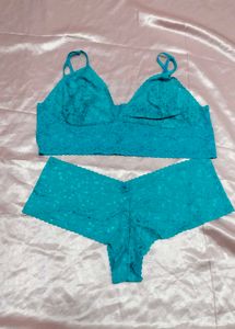 Teal Lace Lingerie Set
