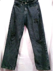 Ripped Black Wide-Leg Jeans