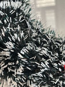 Festive Christmas Wreath with Red Bows – Plastic T