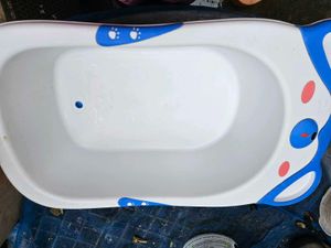 Bath Tub Kid 0 to 3 Years - Price Negotiable