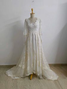 Vintage Lace Wedding Dress