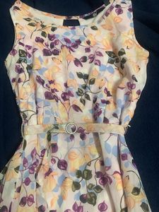 BEAUTIFUL FLORAL LAVENDER DRESS
