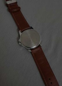 Unisex Leather Band Watch