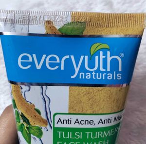 Everyuth Naturals Anti Acne, Face Wash