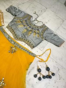 Gorgeous Yellow Lehenga Choli Set For Wedding Seas
