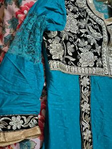 zari work pretty Kurti