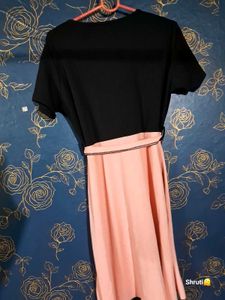 Cute Two-Tone Midi Dress