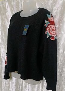 Y2k Embroidered Pullover 🌹