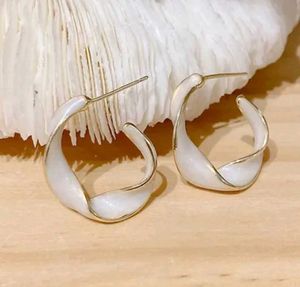 Chic White &amp; Gold Hoops
