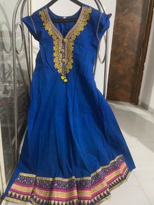 Elegant Blue Embroidered Kurta