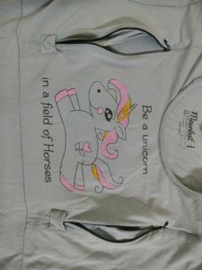 Cute Unicorn Graphic maternity Tee