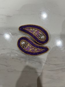 Beautiful Purple Hair Clips With White Pearls