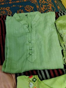 4 Kurti Dupatta Set