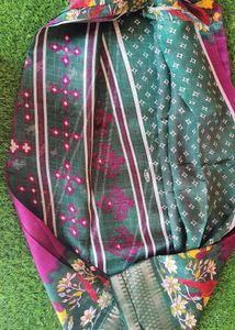 Vintage Parrot &amp; Floral Print Fabric