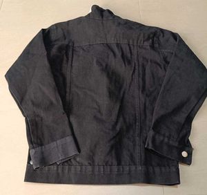 Stylish Black Denim Jacket, M Size