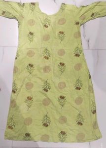 Girl&#39;s Kurti