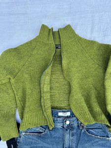 Wide Leg Jeans , Tote Bag &amp; Green Cardigan