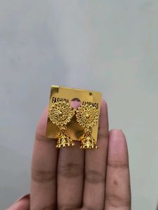 golden colour earrings