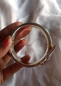 Napkins &amp; dipers URGENT DELv