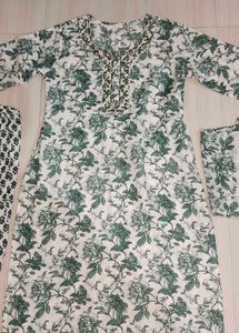 Floral Kurta Set With Pants And Dupatta
