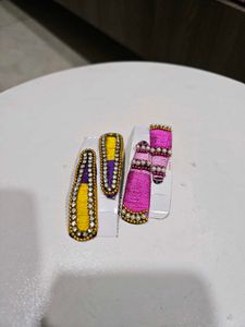 Embroidered Hair Clips (Set of 2)