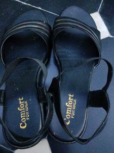 Comfortable Black Sandals