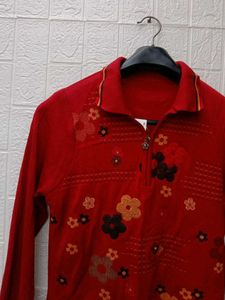 New With Tag Korean polo Sweatshirt Cute