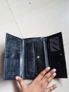 New Clutch Without Price Tag