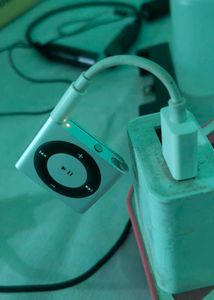 Ipod Shuffle 2GB