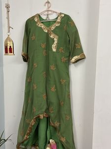 Updown Gown