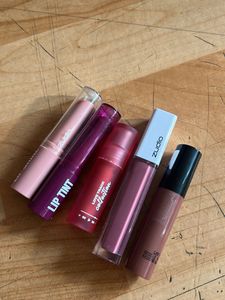 Zudio Lipsticks (4 pc) 1 Mars Lipgloss
