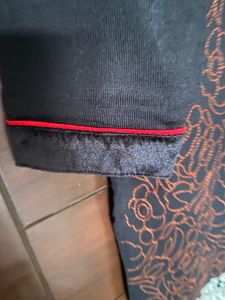 Elegant Black embroidered winter Kurta (xl)