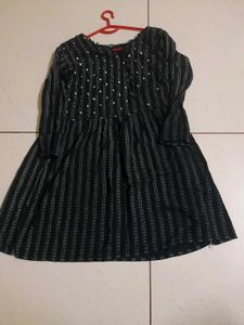 Combos Of Tshirt, Top And Long Checks Shirt