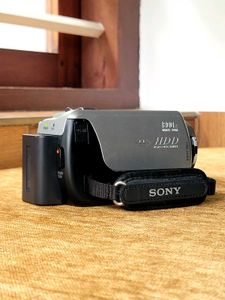 SONY DCR-SR20 HANDYCAM