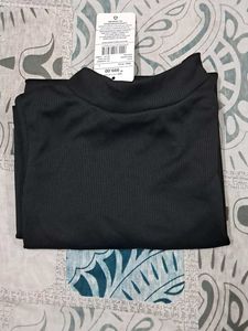 Sleek Black Mini Bodycon Dress