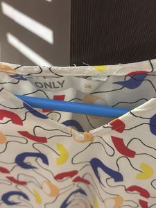 Stylish ONLY Printed White Top