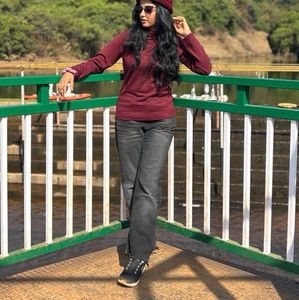 Marron High Neck Top