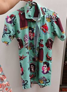 Frida Kahlo Print Button-Down Shirt