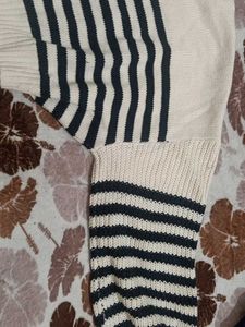 Striped Knit cropped Sweater