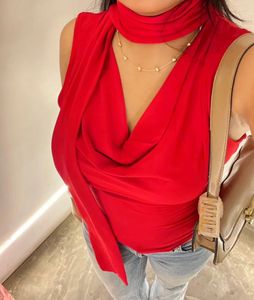 Scarf 🧣 Top Very Classy ❤️