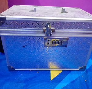 Vintage Silver makeup Vanity Storage Box