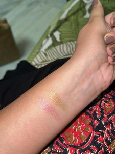 Huda Beauty Eyeshadow Palette